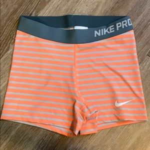 NIKE PRO DRI FIT SPANDEX